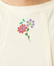 GJKGD01180 Jocomomola(ホコモモラ) 【接触冷感/2WAY】T/C天竺 フラワープリントTシャツ アイボリー