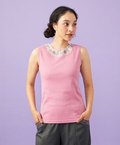 GJKGD32100 Jocomomola 【2WAY】フラワー刺繍シフォンタンクトップ