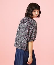 GJKGE03200 Jocomomola(ホコモモラ) 【接触冷感】Dulcinea フラワープリントビッグカラーカットソー ブラック