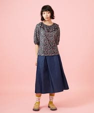 GJKGE03200 Jocomomola(ホコモモラ) 【接触冷感】Dulcinea フラワープリントビッグカラーカットソー ブラック