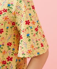 GJKGE38180 Jocomomola(ホコモモラ) Ondular フラワープリントカットソー ライトイエロー