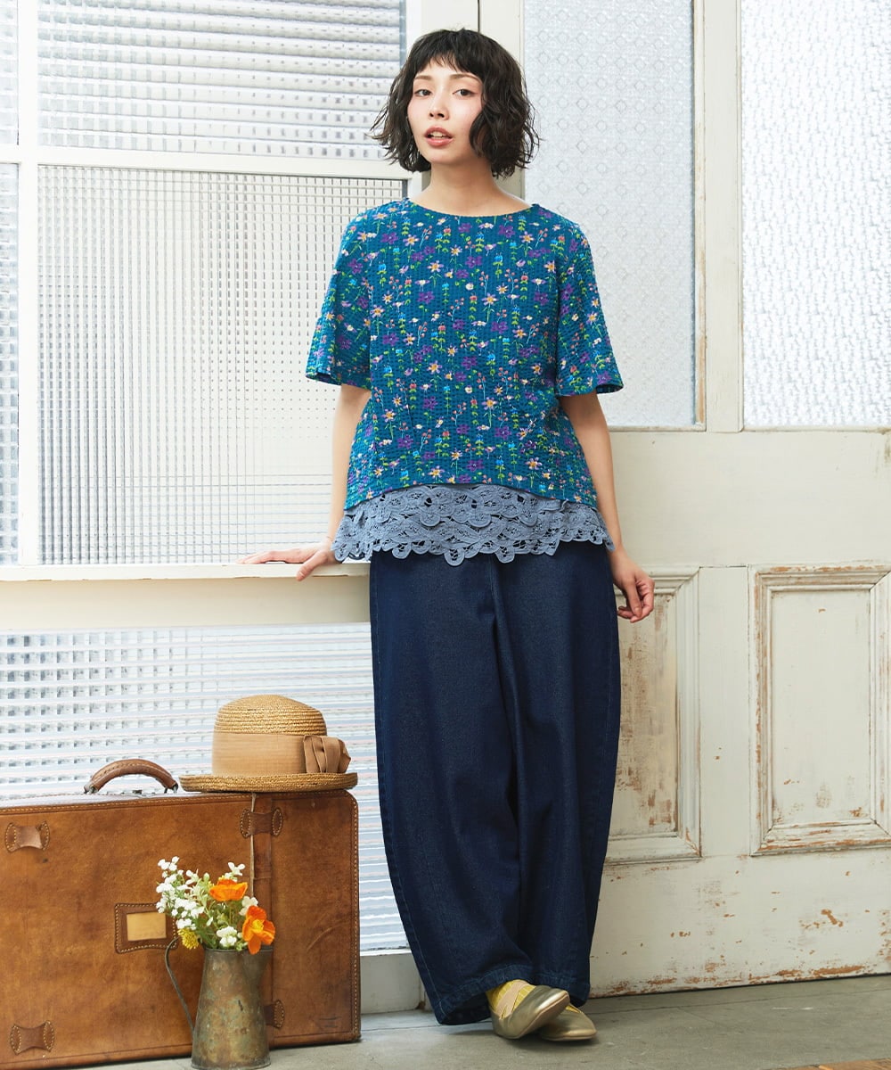 GJKGE38180 Jocomomola(ホコモモラ) Ondular フラワープリントカットソー ブルー