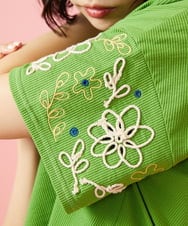 GJKGE39170 Jocomomola(ホコモモラ) Jardin テレコフラワーコード刺繍Tシャツ グリーン