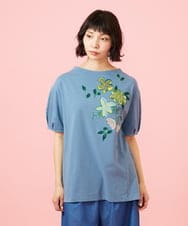 GJKGE45170 Jocomomola(ホコモモラ) 【接触冷感】Fresco 天竺フラワーアップリケTシャツ ブルー