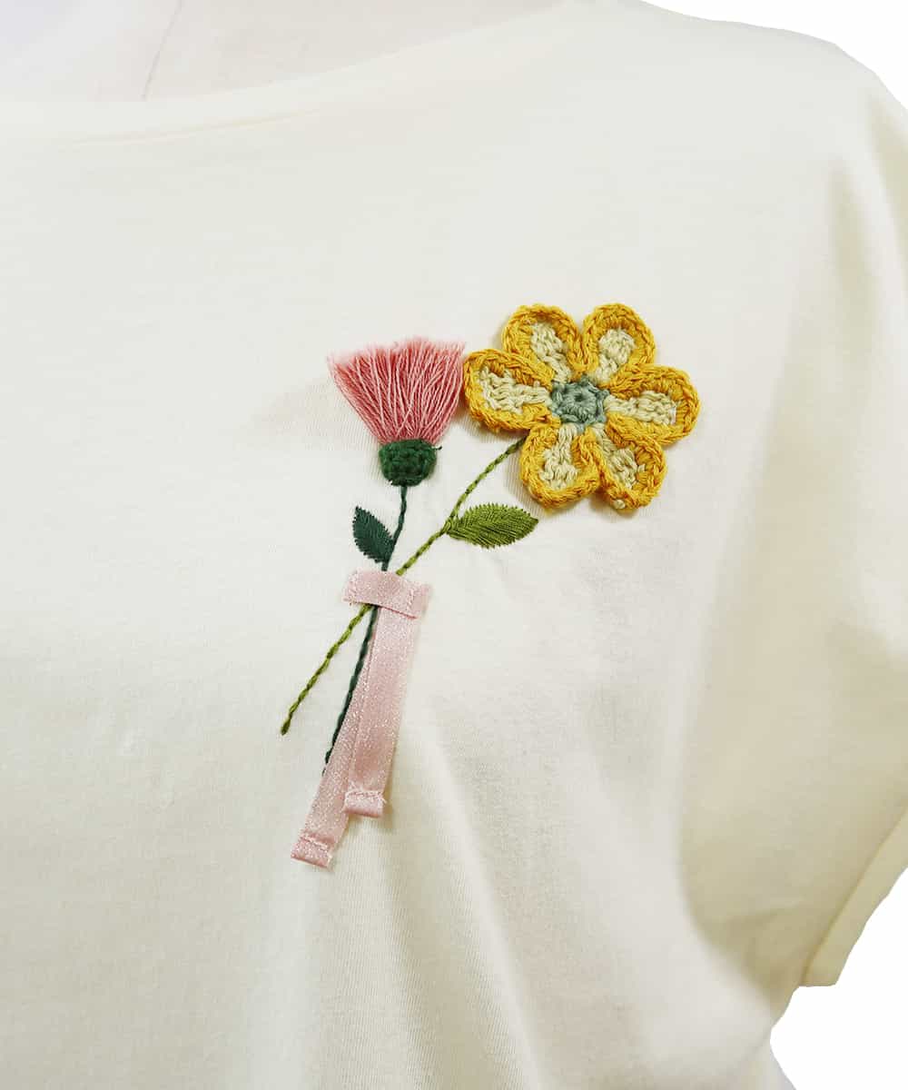 GJKGQ40110 Jocomomola(ホコモモラ) Flor ワンポイント刺繍Ｔシャツ ピンク