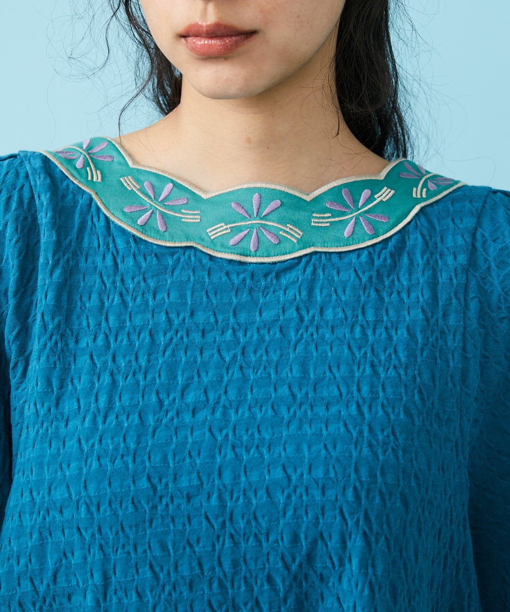 GJKGT45160 Jocomomola(ホコモモラ) Lugarrocoso ジャカードフラワー刺繍カットソー マスタード