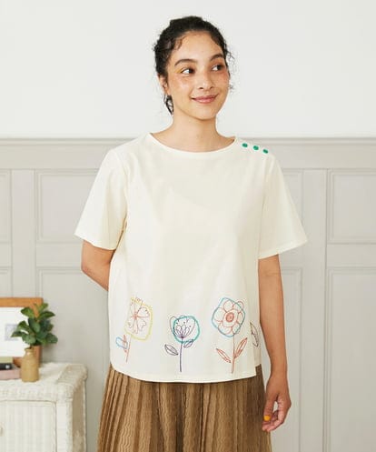 GJKHA30150 Jocomomola Escala floral フラワー刺繍クラフトTシャツ