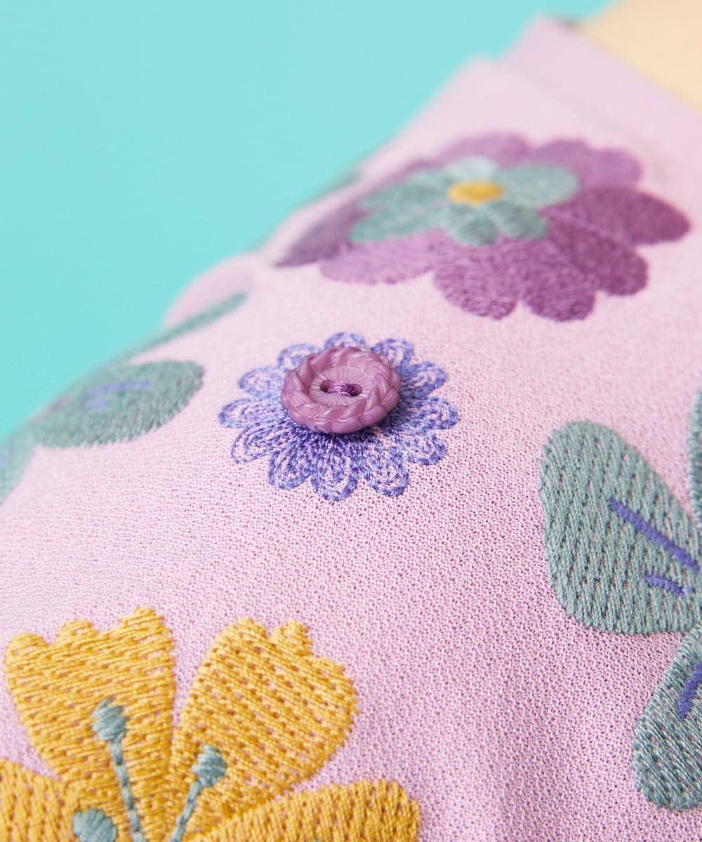 GJKHA31180 Jocomomola(ホコモモラ) 【早割10％OFF】フラワー刺繍パフスリーブTシャツ ラベンダー