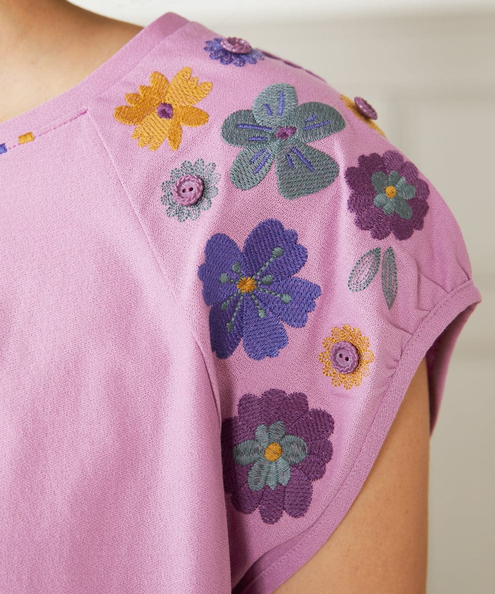 GJKHA31180 Jocomomola(ホコモモラ) Escala floral フラワー刺繍パフスリーブTシャツ アイボリー