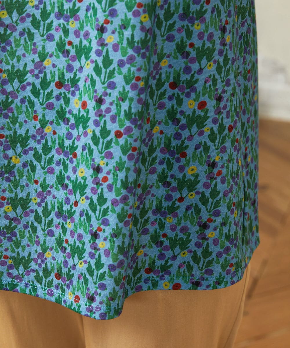 GJKHA33160 Jocomomola(ホコモモラ) 【接触冷感】Brote de flor リーフプリントカットソー ブルー