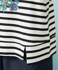 GJKHD02180 Jocomomola(ホコモモラ) 【接触冷感】Verano en La Mancha フラワープリントボーダーTシャツ ブラック×アイボリー