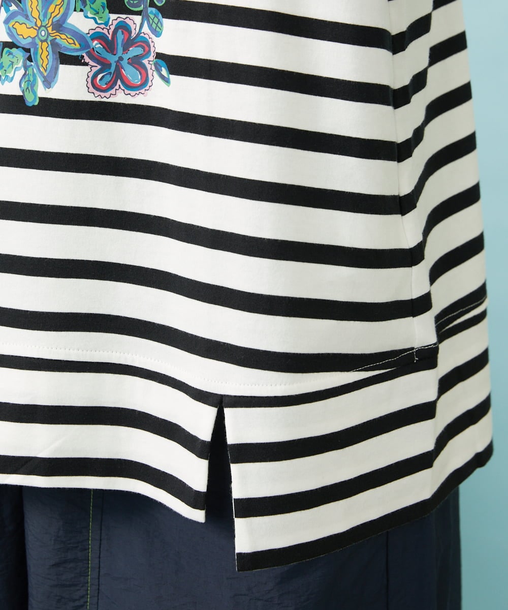 GJKHD02180 Jocomomola(ホコモモラ) 【接触冷感】Verano en La Mancha フラワープリントボーダーTシャツ ブラック×アイボリー