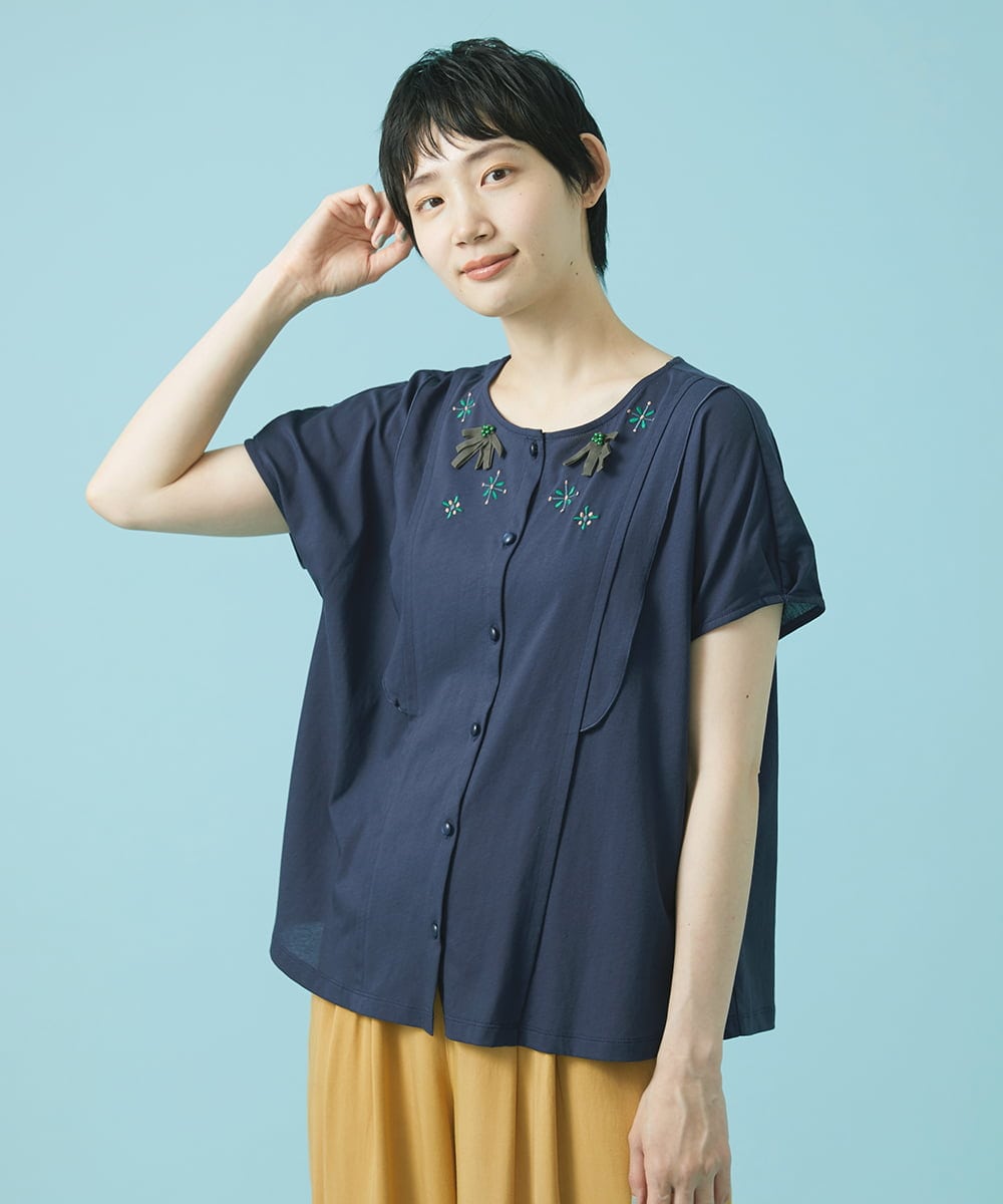 GJKHS36140 Jocomomola(ホコモモラ) Liso フラワー刺繍カットソー ネイビー