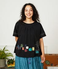 GJKJA02180 Jocomomola(ホコモモラ) 【接触冷感】Puerta de sol クラフト刺繍カットソー ブラック