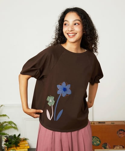 GJKJB38170 Jocomomola Jardines フラワーモチーフクラフトカットソー