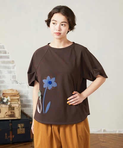 GJKJB38170 Jocomomola 【早割10％OFF】フラワーモチーフクラフトカットソー