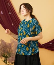 GJKJD01200 Jocomomola(ホコモモラ) 【日本製】Aves ジャカードカットソープルオーバー ブルー