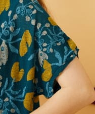 GJKJD01200 Jocomomola(ホコモモラ) 【日本製】Aves ジャカードカットソープルオーバー ブルー