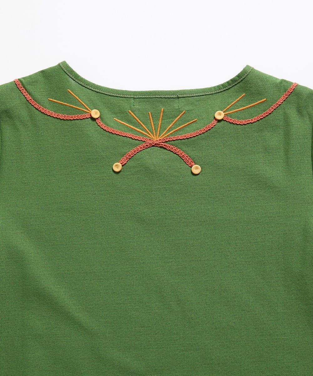 GJKJD03160 Jocomomola(ホコモモラ) 【接触冷感】Aves 刺繍カットソー グリーン