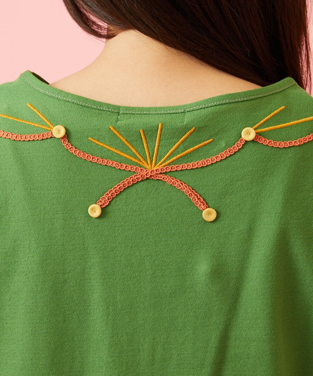 GJKJD03160 Jocomomola(ホコモモラ) 【接触冷感】Aves 刺繍カットソー グリーン