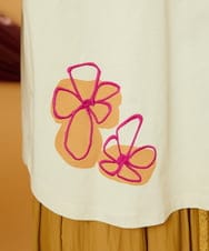 GJKJD32150 Jocomomola(ホコモモラ) 【接触冷感】Amigo フラワー刺繍プリントカットソー ライトイエロー