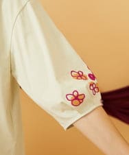 GJKJD32150 Jocomomola(ホコモモラ) 【接触冷感】Amigo フラワー刺繍プリントカットソー ライトイエロー