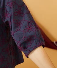 GJKJD34200 Jocomomola(ホコモモラ) 【2WAY】Sacudida フラワーコード刺繍カットソー ネイビー