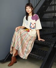GJKJE35180 Jocomomola(ホコモモラ) Arte Libre プリントカットソー アイボリー