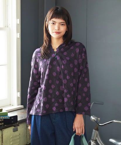 GJKJE40180  【日本製】配色ドットジャカードフード付きカットソー
