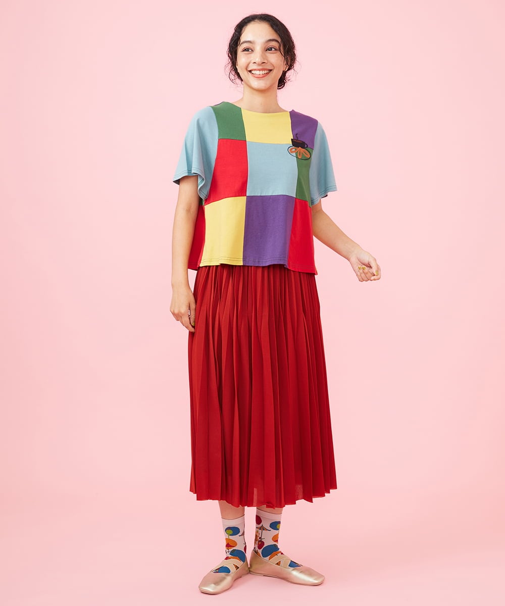 GJKJV01170 Jocomomola(ホコモモラ) CHURROS 刺繍入り配色パッチワークTシャツ ライトブルー