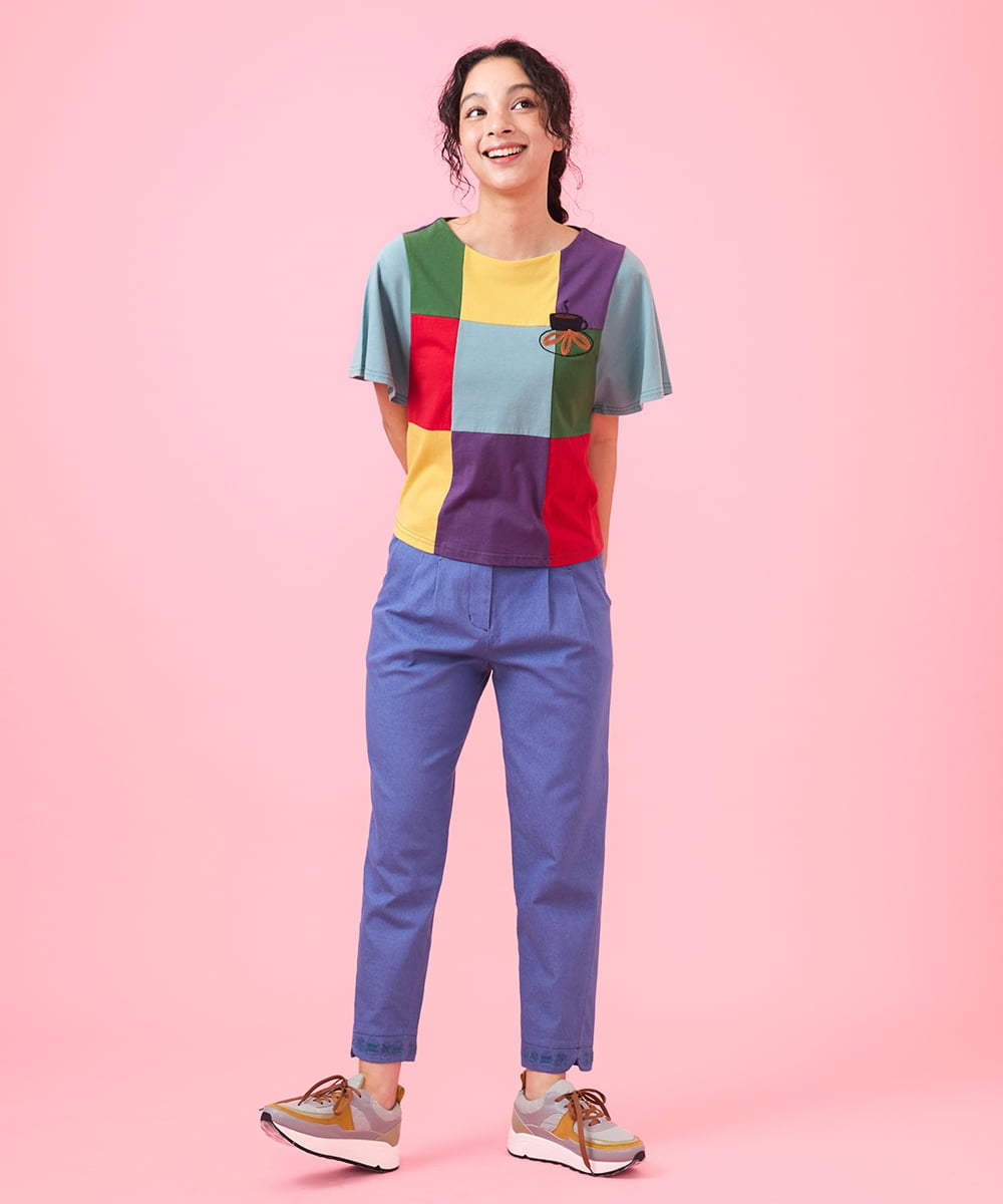 GJKJV01170 Jocomomola(ホコモモラ) CHURROS 刺繍入り配色パッチワークTシャツ ライトブルー