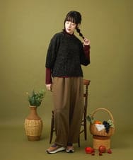 GJKLA32110 Jocomomola(ホコモモラ) レーヨンベアフライス フラワーモチーフハイネックカットソー グリーン
