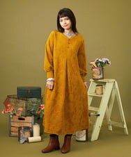 GJKLD31120 Jocomomola(ホコモモラ) レーヨンベアフライス フラワー刺繍シフォンフリルカットソー アイボリー