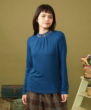 GJKLD32120 Jocomomola(ホコモモラ) レーヨンベアフライス フラワー刺繍ハイネックカットソー ブルー