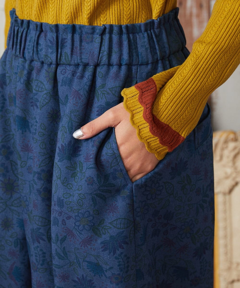 GJLAE03220 Jocomomola(ホコモモラ) Calle de Bordadores フラワープリントワイドパンツ ブルー