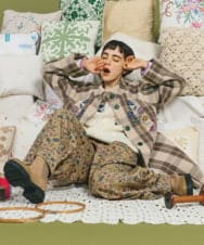 GJLAE03220 Jocomomola(ホコモモラ) Calle de Bordadores フラワープリントワイドパンツ ベージュ