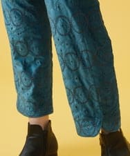 GJLAT36200 Jocomomola(ホコモモラ) Apagon ベロア刺繍パンツ キャメル