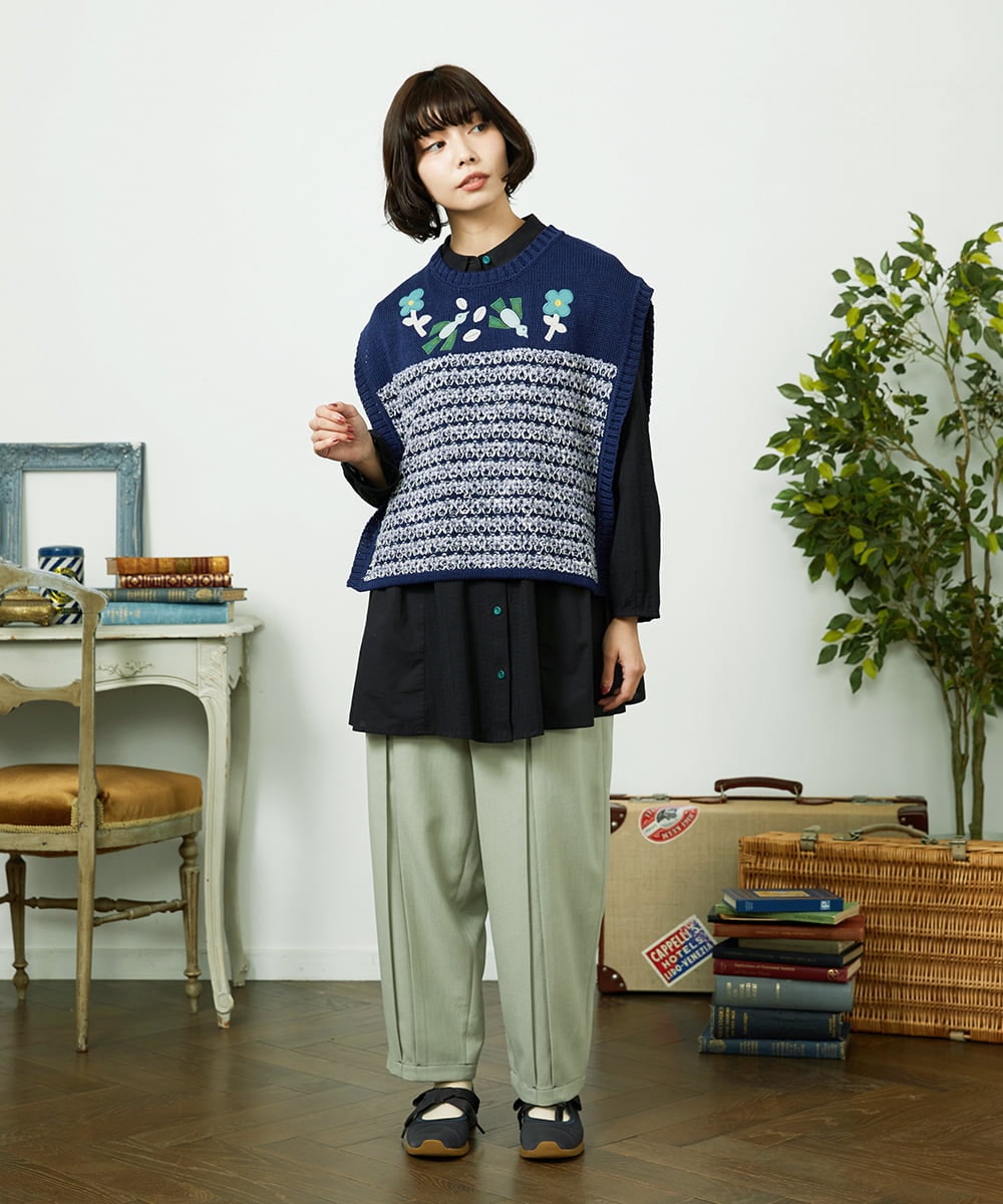 GJLDD36180 Jocomomola(ホコモモラ) Pluma de flecha カーブシルエットパンツ ライトグリーン