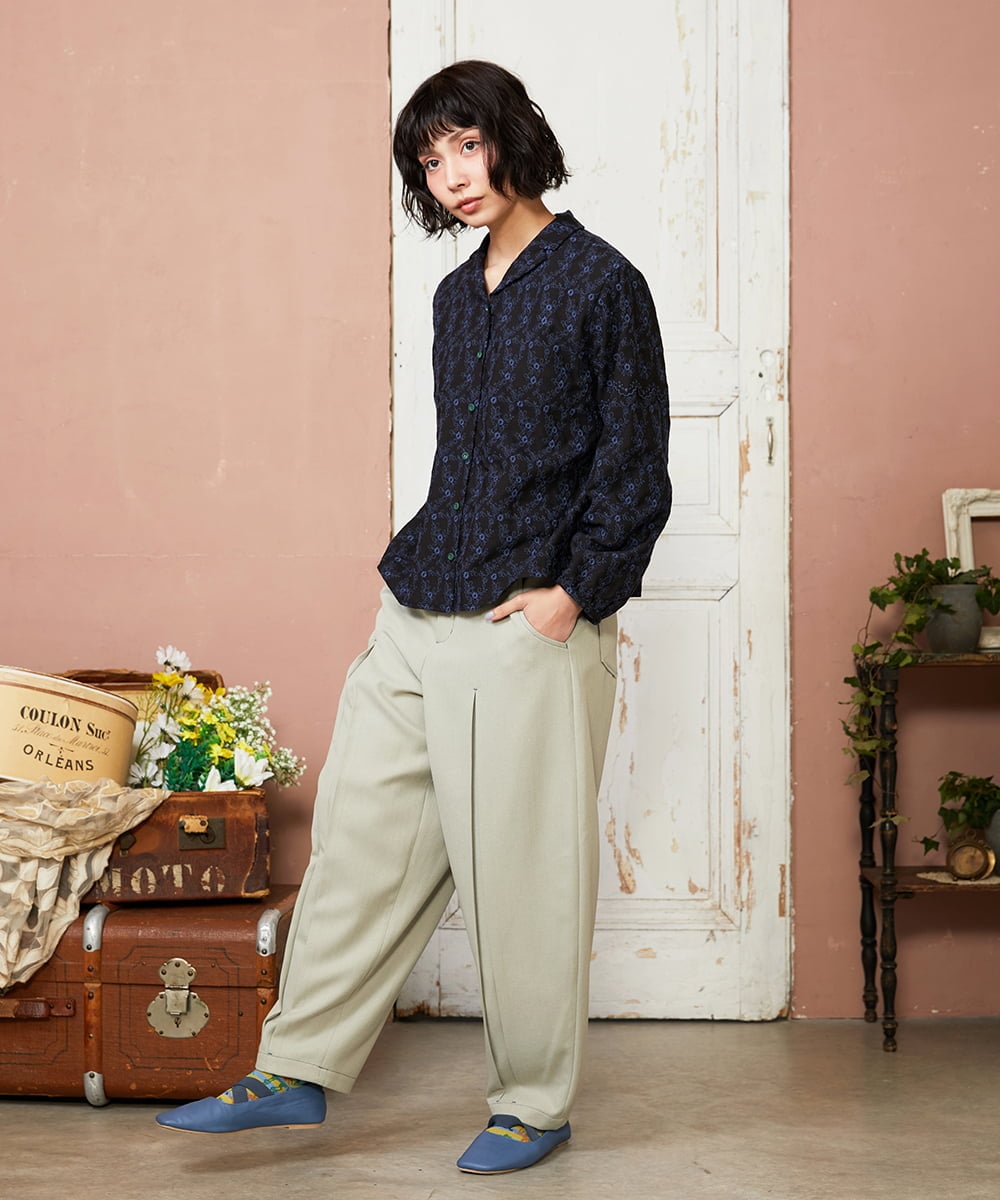 GJLDD36180 Jocomomola(ホコモモラ) Pluma de flecha カーブシルエットパンツ ライトグリーン