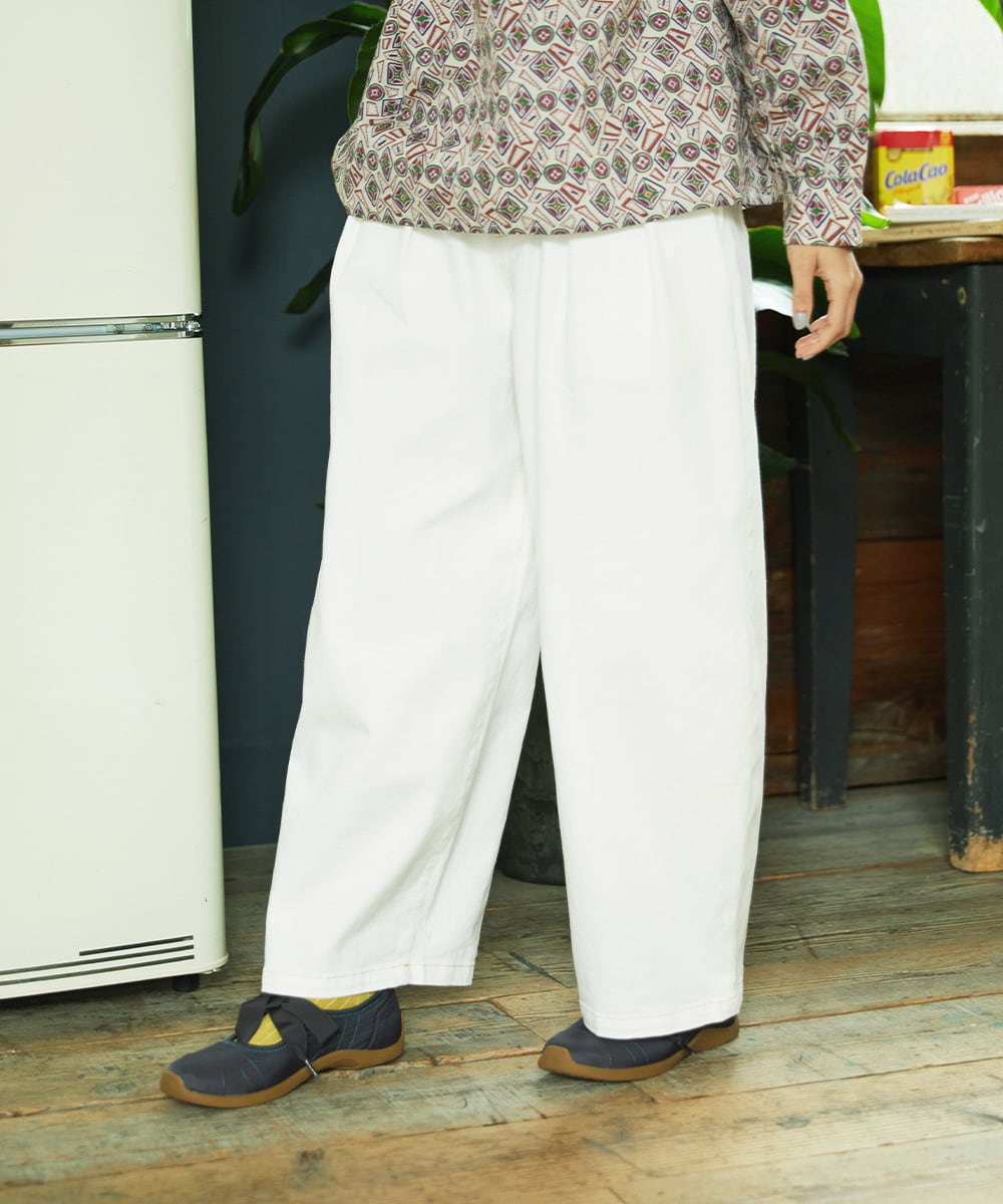 GJLDE40180 Jocomomola(ホコモモラ) カツラギカーブシルエットパンツ アイボリー