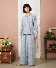 GJLDE41240 Jocomomola(ホコモモラ) フラワースカラップ総刺繍ワイドパンツ ブルー