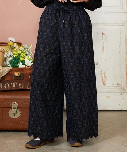 GJLDE41240 Jocomomola フラワースカラップ総刺繍ワイドパンツ