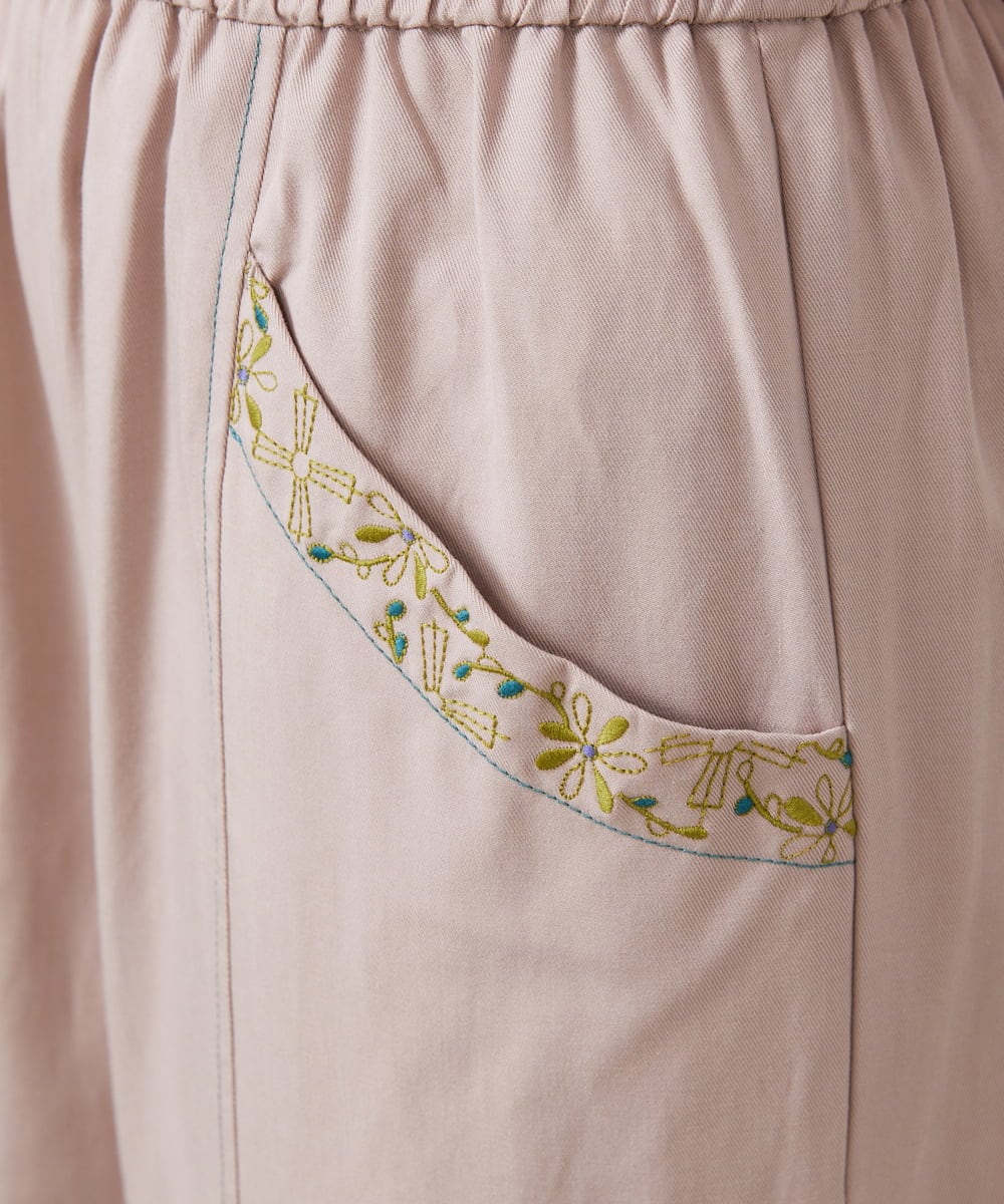 GJLFD33200 Jocomomola(ホコモモラ) Facil 刺繍入りツイルワイドパンツ ライトピンク