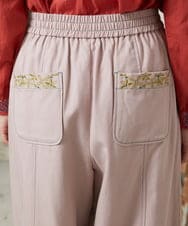 GJLFD33200 Jocomomola(ホコモモラ) Facil 刺繍入りツイルワイドパンツ ライトピンク
