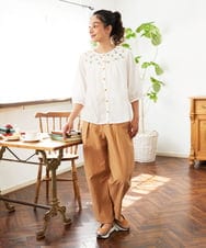 GJLGB39190 Jocomomola(ホコモモラ) Guijarro サッカーテーパードパンツ ベージュ