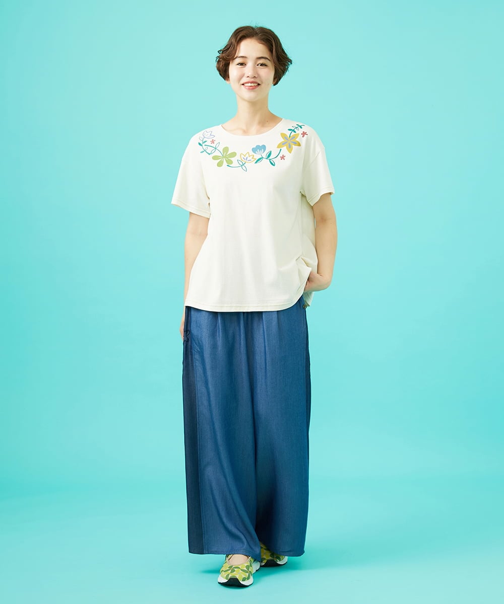 GJLGB41200 Jocomomola(ホコモモラ) Flor pintada テンセルデニムワイドパンツ ライトブルー