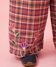GJLGE02230 Jocomomola(ホコモモラ) Dulcinea チェックスカラップ刺繍入りワイドパンツ オレンジ×パープル