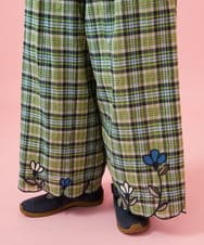 GJLGE02230 Jocomomola(ホコモモラ) Dulcinea チェックスカラップ刺繍入りワイドパンツ グリーン×ブルー