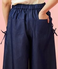 GJLGE42200 Jocomomola(ホコモモラ) Flor デニム 刺繍入りレースアップワイドパンツ ネイビー