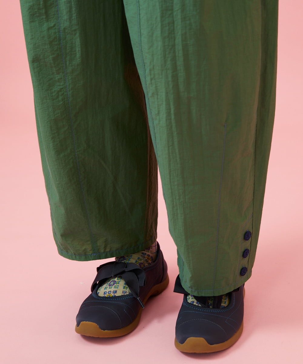 GJLHD36200 Jocomomola(ホコモモラ) 【早割10％OFF】カーブシルエットワイドパンツ グリーン